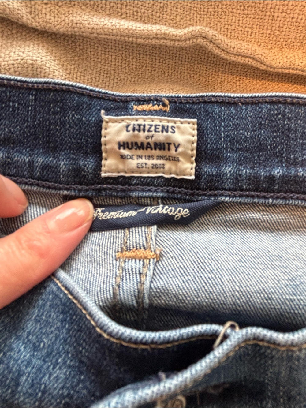 Citizens Of Humanity Slim Straight Jeans in Dark Blue - Picture 5 of 7